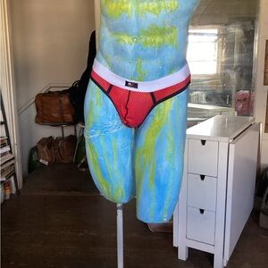 Want NWT backless jock
